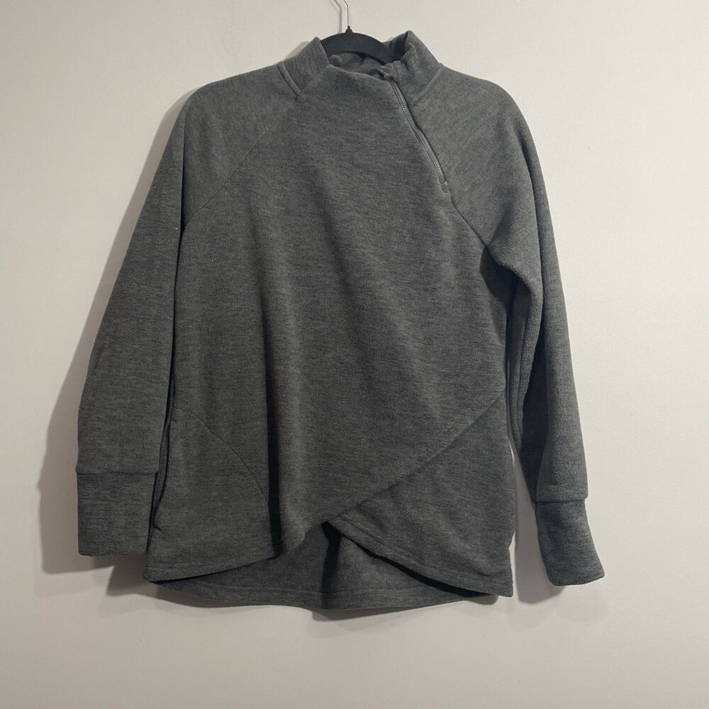 Kyodan Outdoor Women’s Medium Gray Asymmetrical Pullover Activewear Athleisure